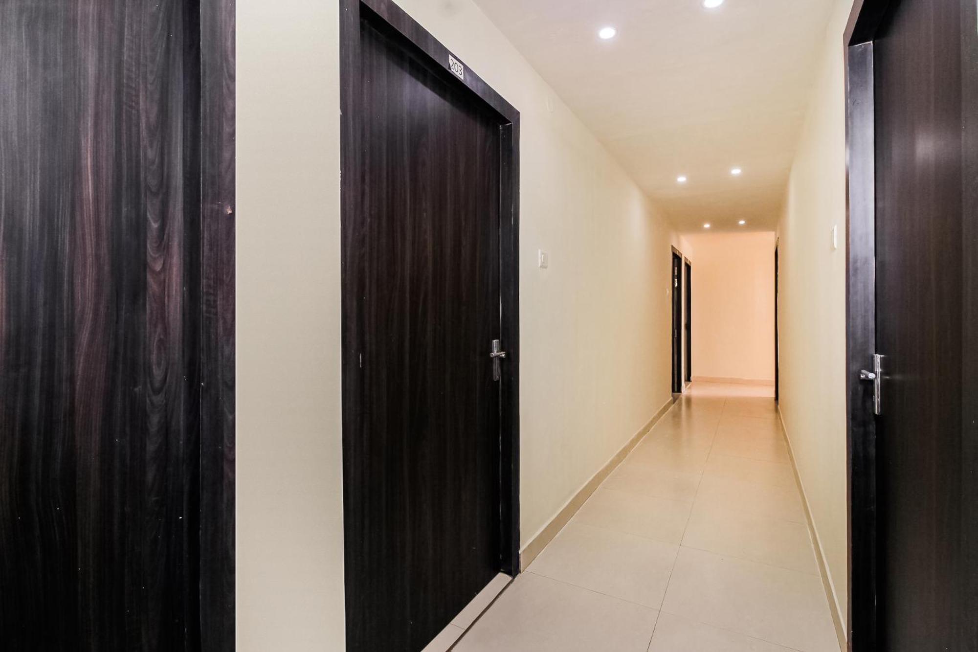 Hotel O New Hotel Mayur Baharampur Exteriör bild